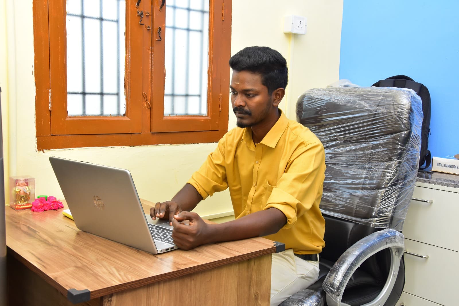 dentist-in-karuppayurani-madurai